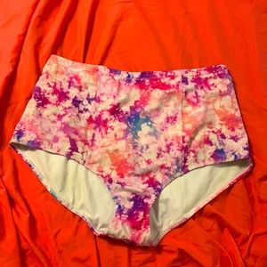 Torrid Cosmic Swimsuit Bottoms Size 2 (18-20)